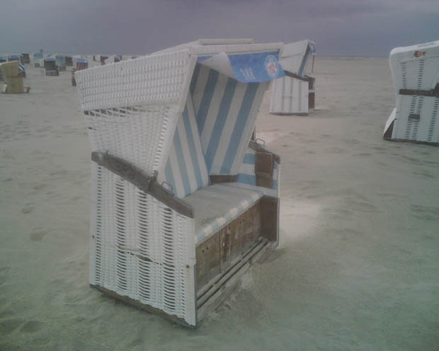 Kurzbesuch bei Flori in St. Peter-Ording an der Nordsee. Essen im Fischrestaurant Gosh und Watt(/Strand-)Wanderung inklusive. Selbst bei schlechtem Wetter eine Reise wert.